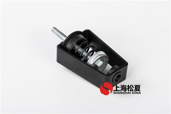 安裝動臂彈簧減震器時必須注意什么？